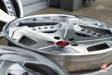 Load image into Gallery viewer, 19" Leon Hardiritt Orden (Used Wheels Built to Order)