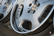 Load image into Gallery viewer, 19" Wald Duchatelet II (Used Wheels Built to Order)