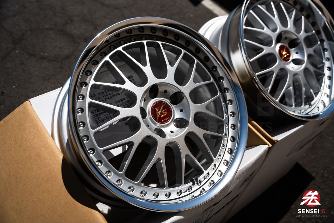 ワーク VSKF# / 18x9.5 +14、18x10.5 +15 / 5x114.3 / ライトグレーシルバー