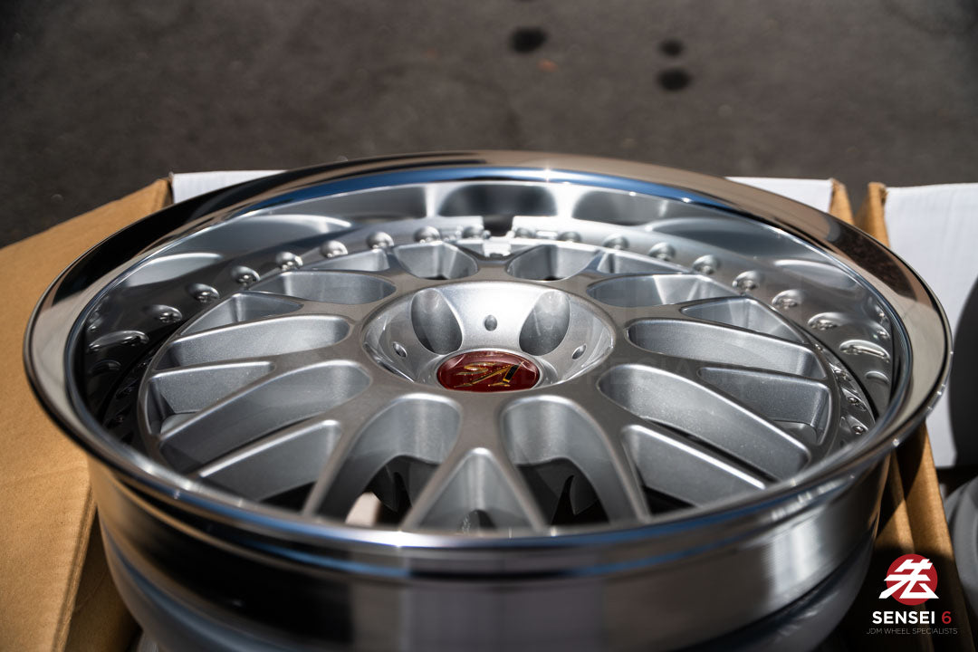 ワーク VSKF# / 18x9.5 +14、18x10.5 +15 / 5x114.3 / ライトグレーシルバー