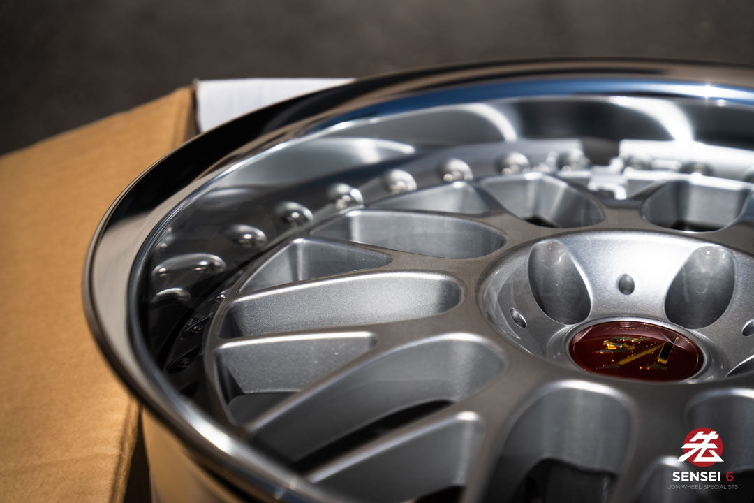 ワーク VSKF# / 18x9.5 +14、18x10.5 +15 / 5x114.3 / ライトグレーシルバー