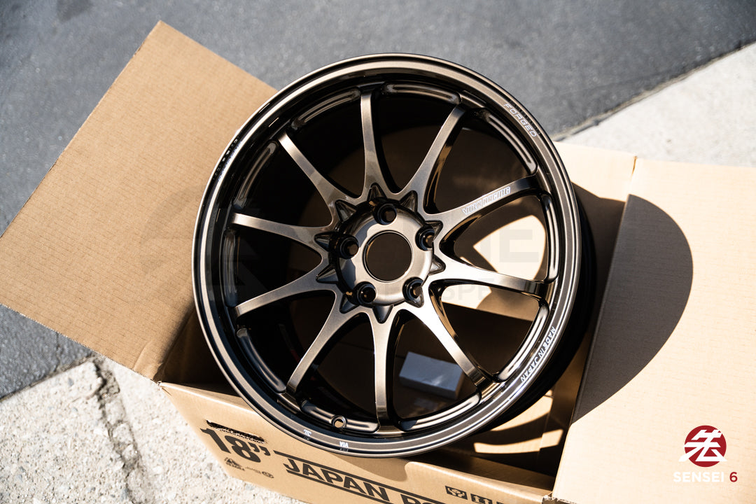 Volk CE28N-Plus / 18x9.5 +38 / 5x114.3 / Shining Bronze Metal (SZ)