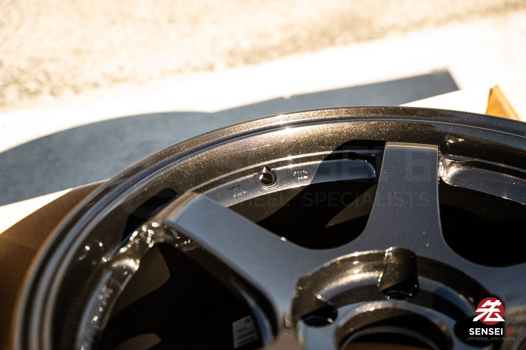 Advan GT Beyond / 18x9.5 +38 / 5x114.3 / Bronce cobre de competición