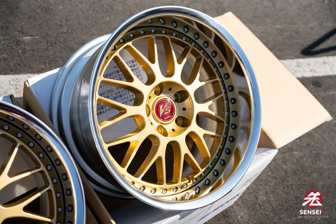 ワーク VSKF# / 18x9.5 +14、18x10.5 +15 / 5x114.3 / ライトグレーシルバー