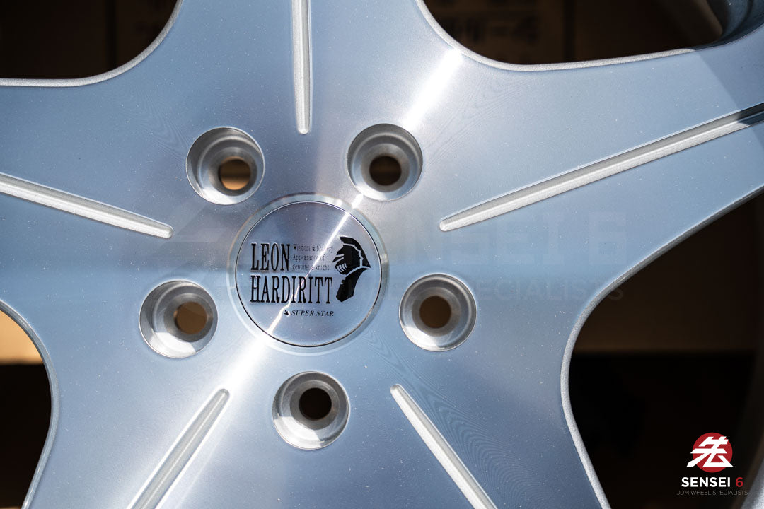 Leon Hardiritt Orden / 19x9.5 +13, 19x10.5 +13 / 5x114.3 / Diamond Cut