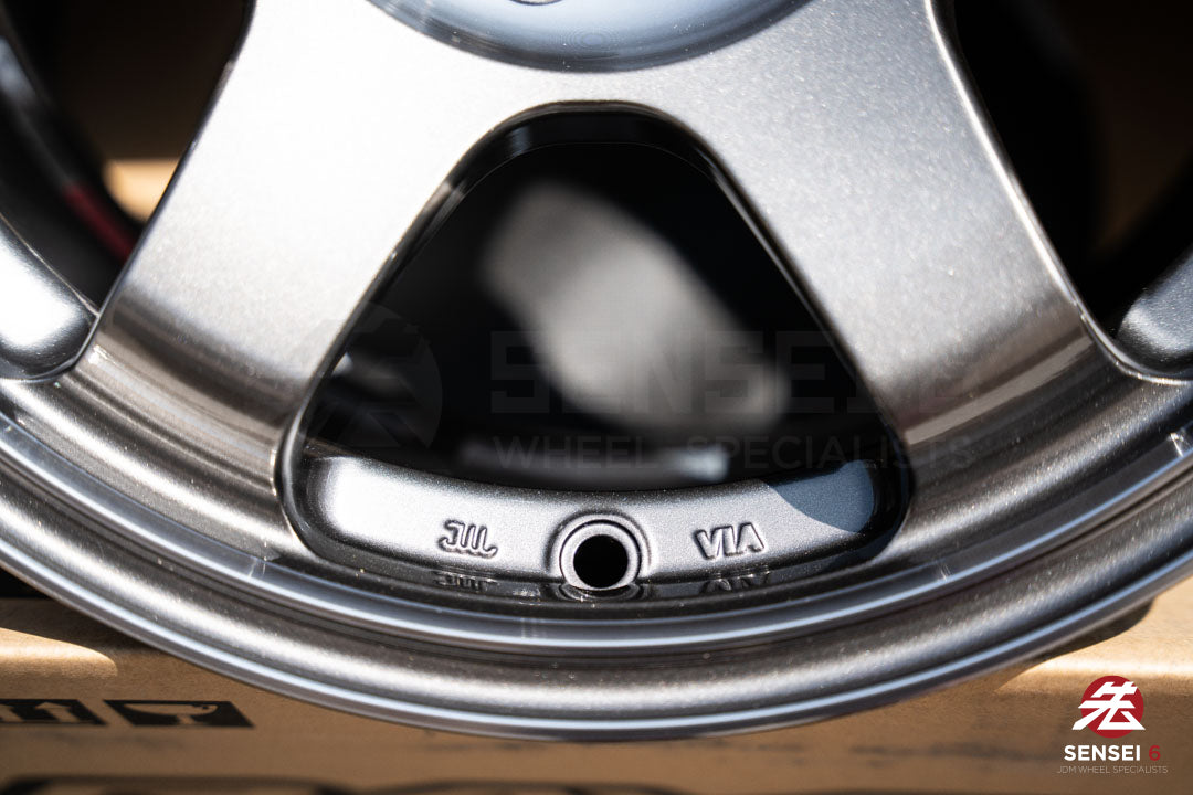 Enkei RPF1 / 15x8 +28 / 4x100 / F1 Plata