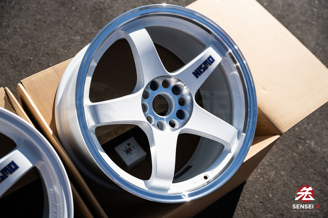 Nismo LMGT4 40th Anniversary / 18x9.5 +12 / 5x114.3 / White Rim DC