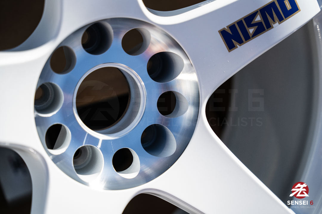 Nismo LMGT4 40th Anniversary / 18x9.5 +12 / 5x114.3 / White Rim DC