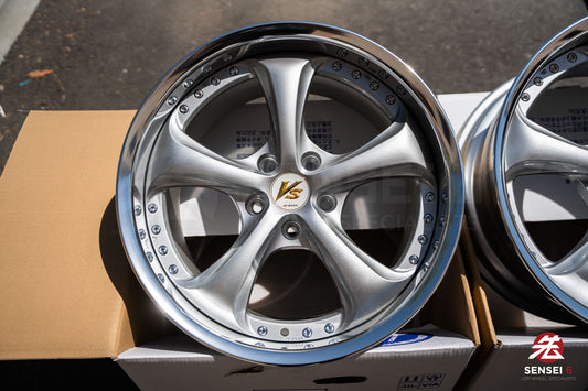Work VSKF# / 18x9.5 +22, 18x9.5 +21 / 5x114.3 / Light Gray Silver (LGS)