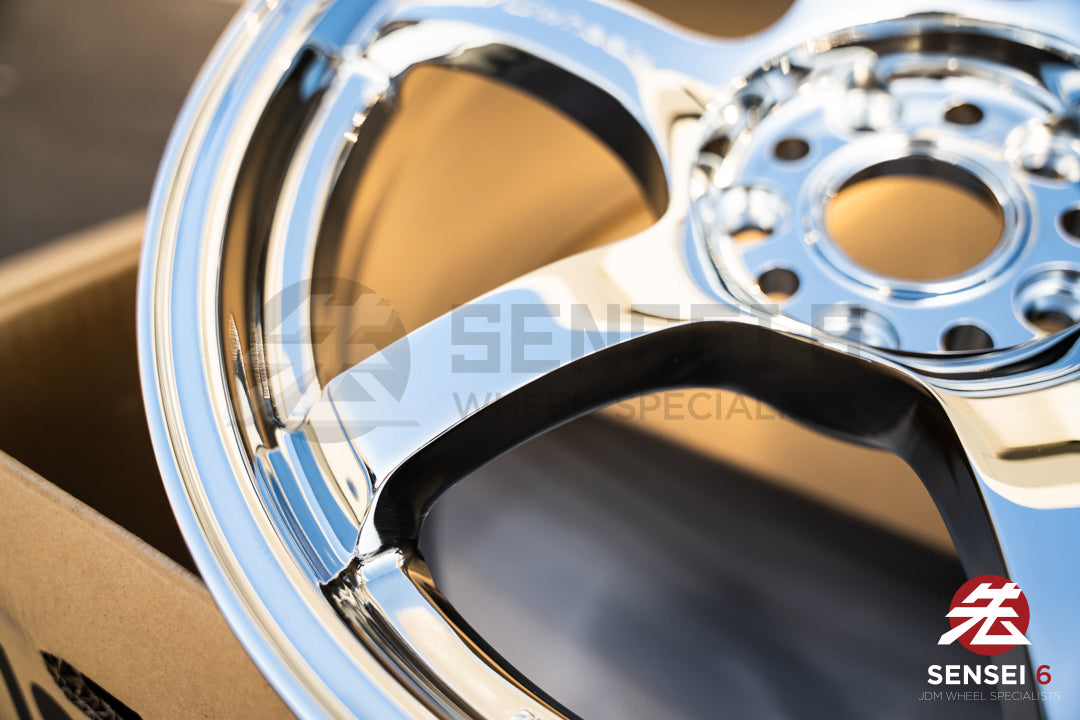 Gram Lights 57DR / 18x9.5 +22 / 5x114.3 / Chrome