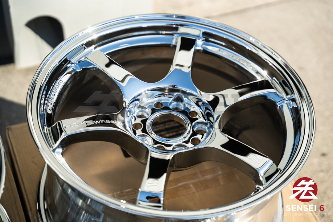 グラムライト 57DR / 17x9 +38 / 5x114.3 / クローム
