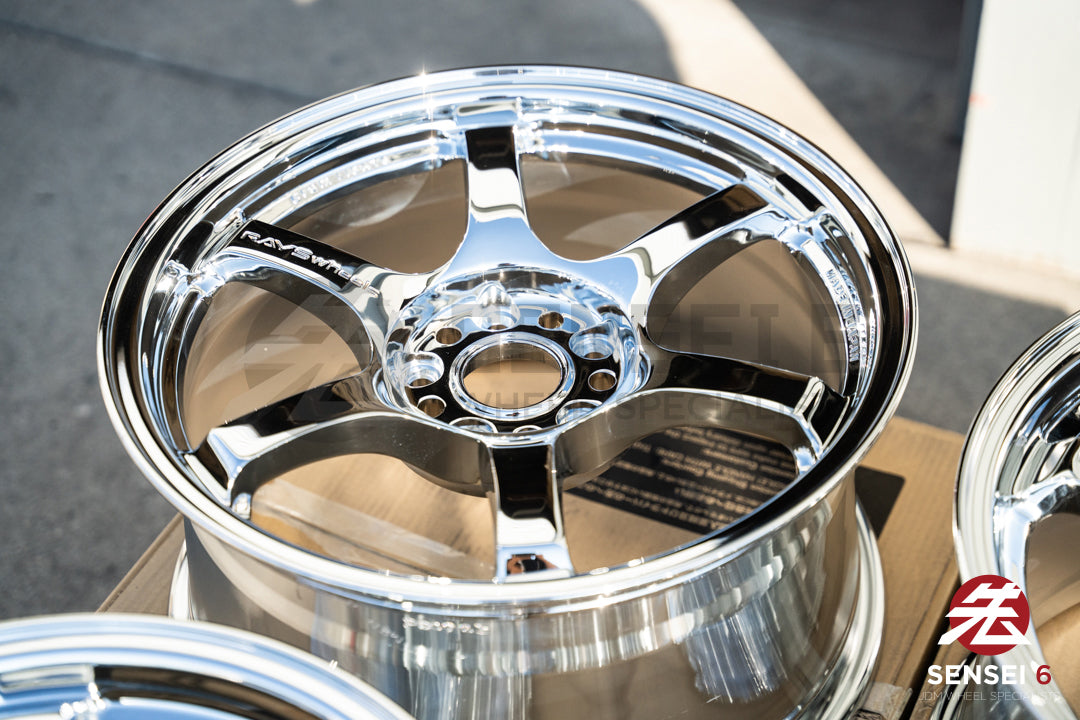 グラムライト 57DR / 17x9 +38 / 5x114.3 / クローム