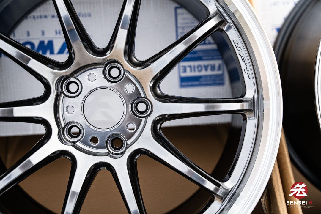 Work Emotion ZR10 1P / 18x9.5 +38 / 5x114.3 / Titanio con corte de diamante (HGLC)