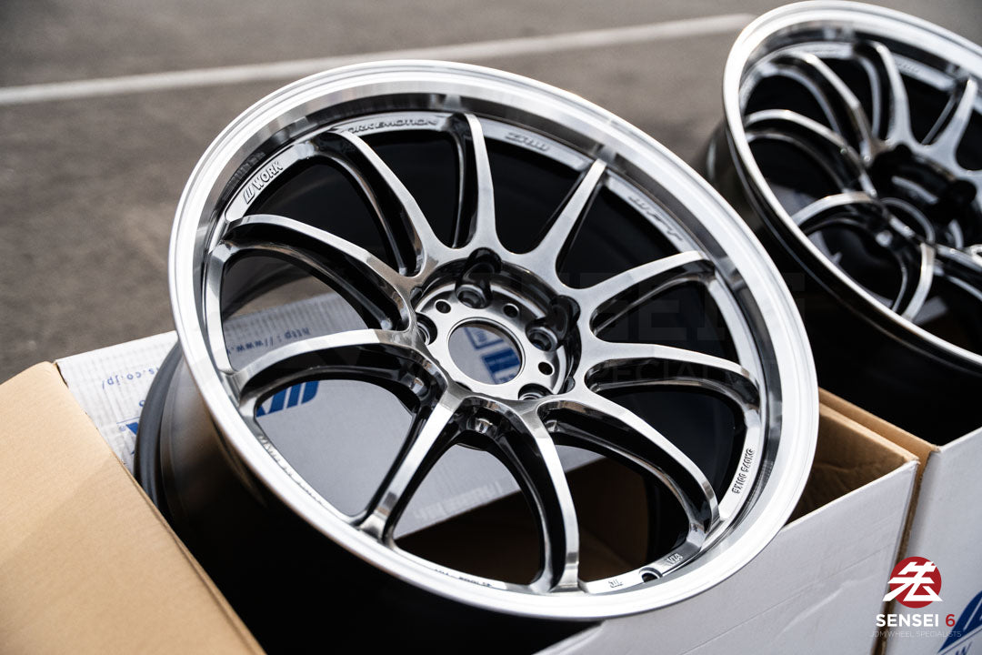 Work Emotion ZR10 1P / 18x9.5 +38 / 5x114.3 / Titanio con corte de diamante (HGLC)
