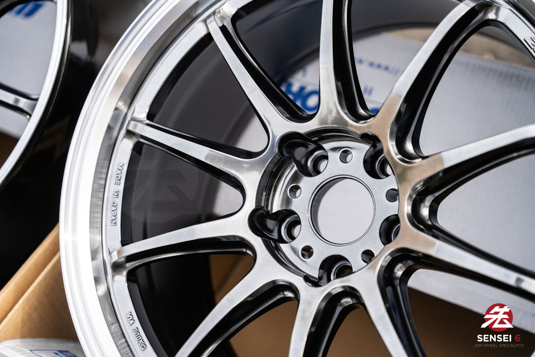 Work Emotion ZR10 1P / 18x9.5 +22 / 5x114.3 / Llanta Glim Black con corte de diamante (GTKRC)