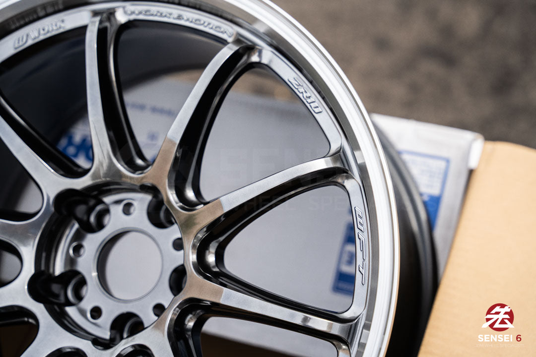 Work Emotion ZR10 1P / 18x9.5 +22 / 5x114.3 / Llanta Glim Black con corte de diamante (GTKRC)