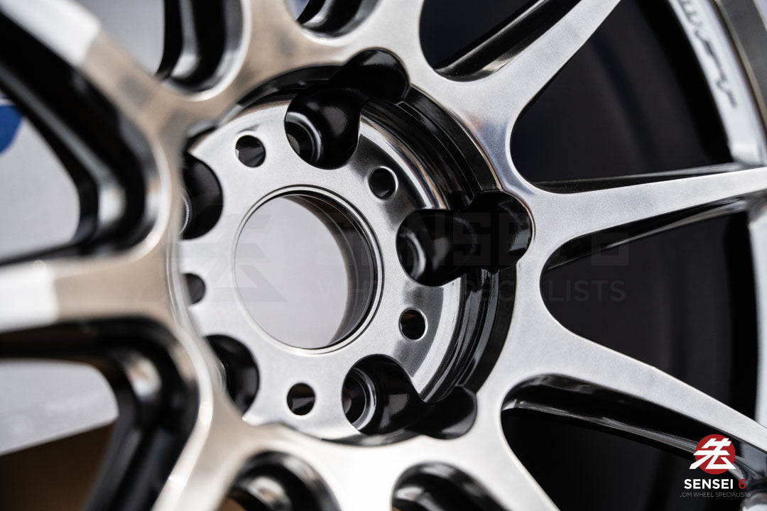 Work Emotion ZR10 1P / 18x9.5 +22 / 5x114.3 / Llanta Glim Black con corte de diamante (GTKRC)