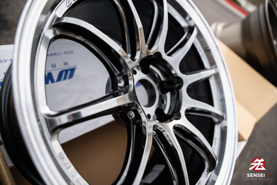 Work Emotion ZR10 1P / 18x9.5 +22 / 5x114.3 / Llanta Glim Black con corte de diamante (GTKRC)