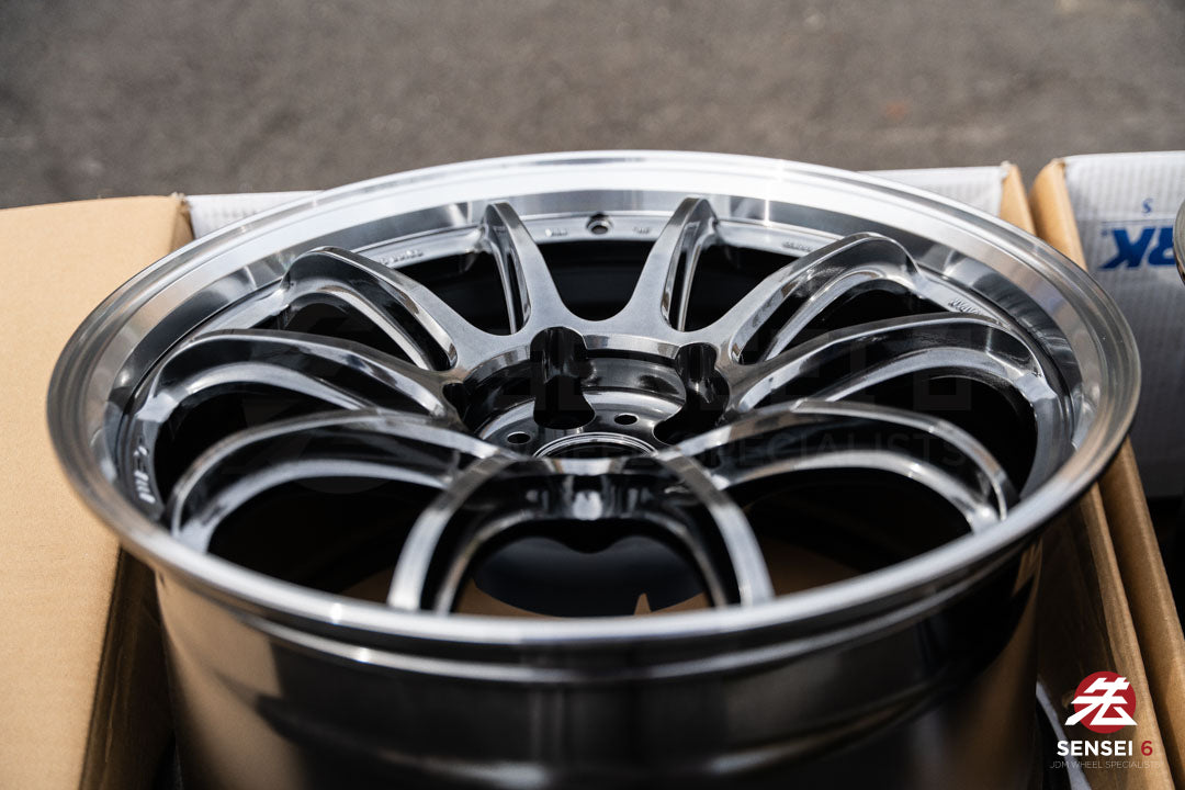 Work Emotion ZR10 1P / 18x9.5 +22 / 5x114.3 / Llanta Glim Black con corte de diamante (GTKRC)