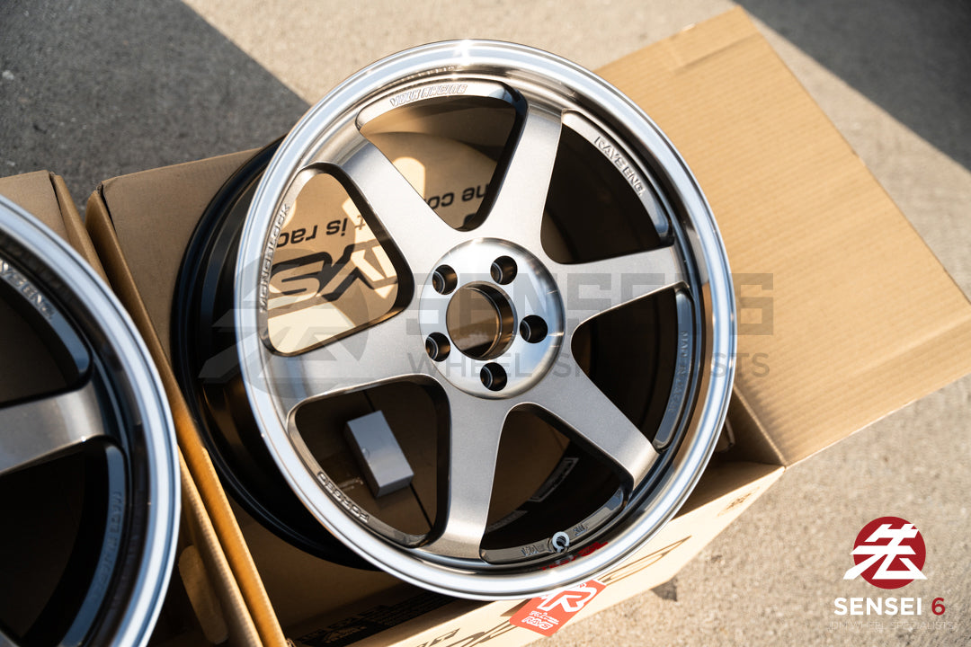 Volk TE37SL / 19x9.5 +22、19x10.5 +35 / 5x112 / プレスグラファイト