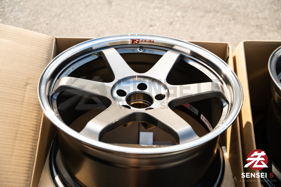 Volk TE37SL / 19x9.5 +22、19x10.5 +35 / 5x112 / プレスグラファイト