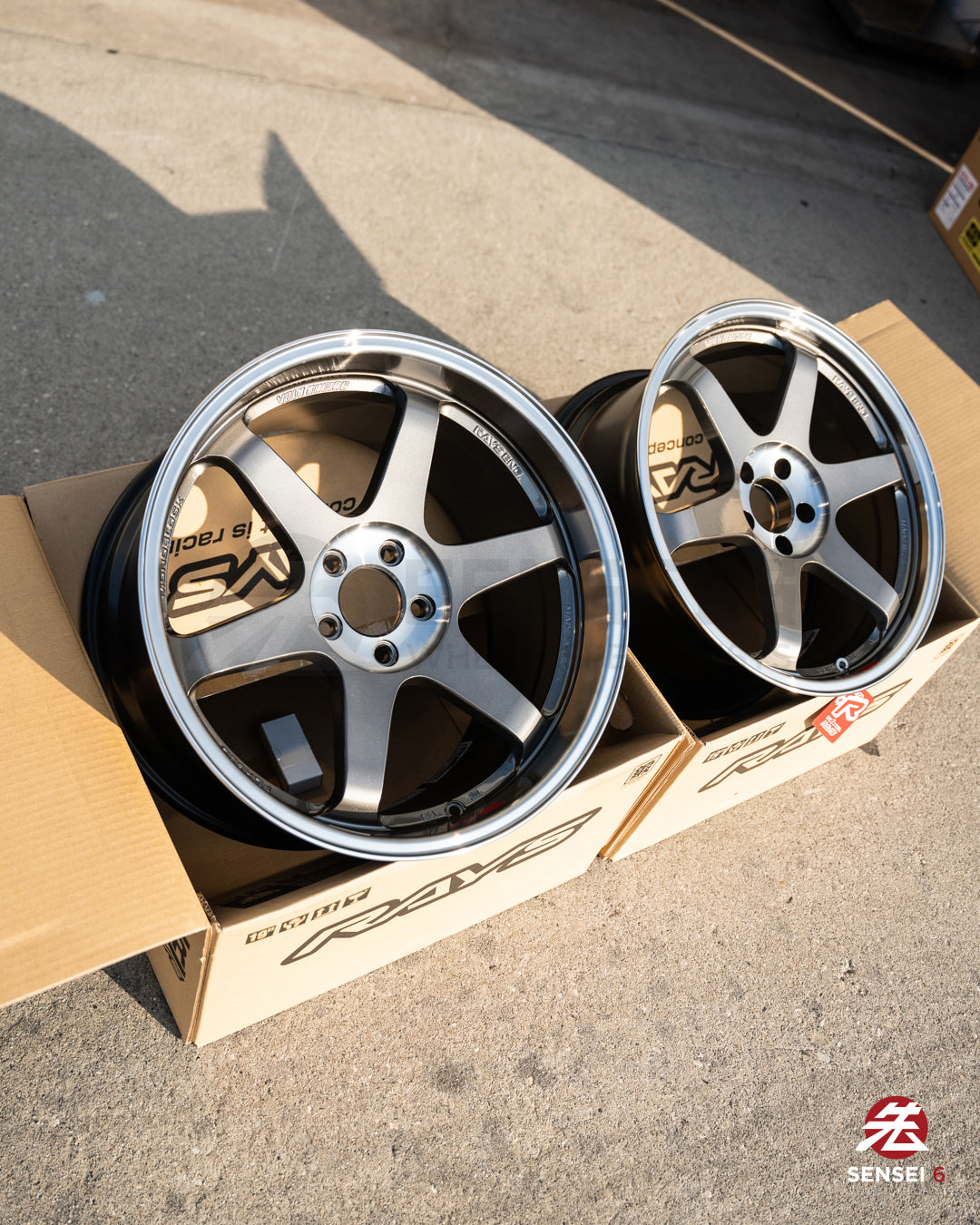 Volk TE37SL / 19x9.5 +22、19x10.5 +35 / 5x112 / プレスグラファイト