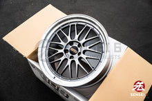 Cargar imagen en el visor de la galería, BBS LM / 20x9.5 +30 / 5x114.3 / Diamante Negro