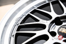 Cargar imagen en el visor de la galería, BBS LM / 20x9.5 +30 / 5x114.3 / Diamante Negro