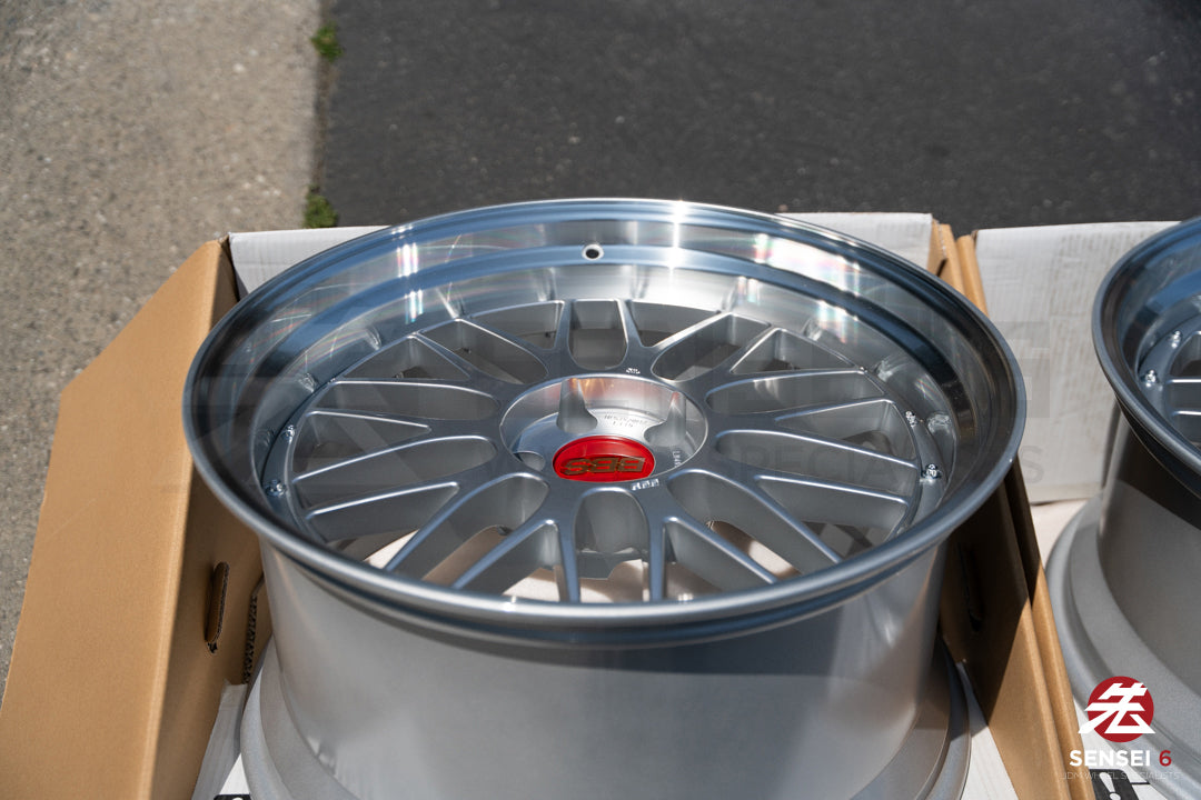 BBS LM / 20x9.5 +8, 20x10.5 +15 / 5x112 / Diamond Silver