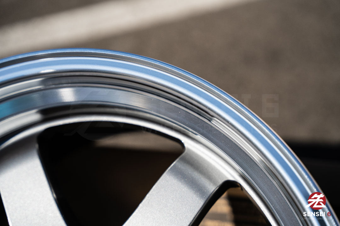 Volk TE37V Mark II / 18x10.5 +15 / 5x114.3 / Gunmetal Rim DC (MF)
