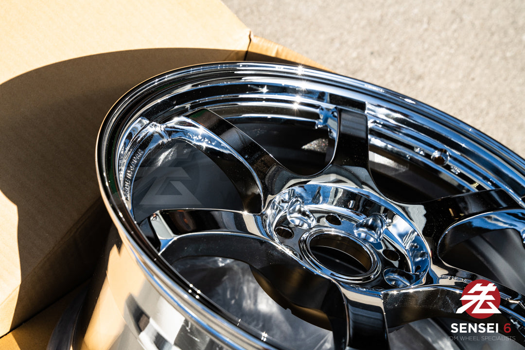 グラムライト 57DR / 17x9 +38 / 5x114.3 / クローム