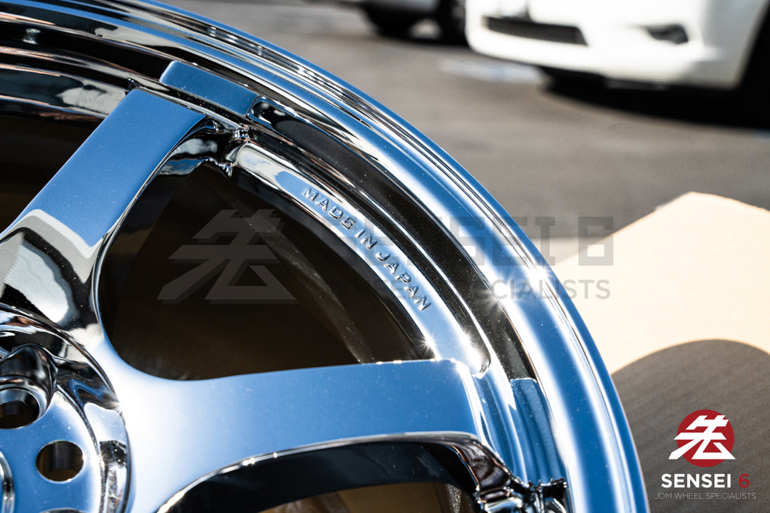 グラムライト 57DR / 17x9 +38 / 5x114.3 / クローム