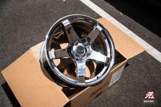 SSR GTV01 / 18x9.5 +22 / 5x114.3 / Chrome