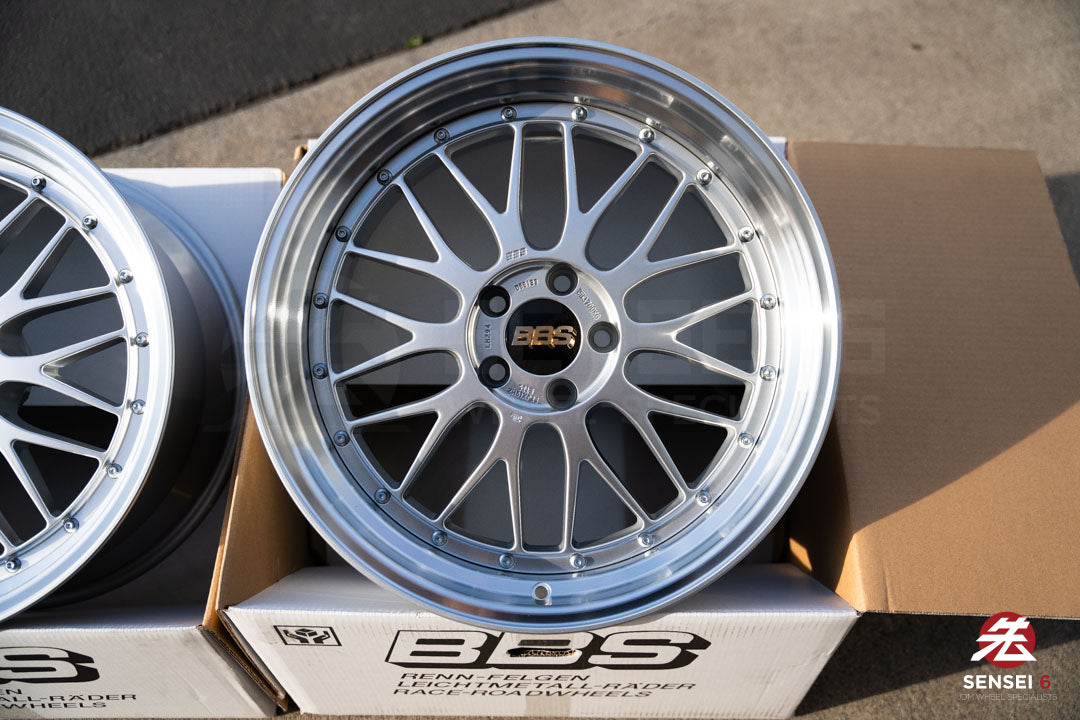 BBS LM / 19x9.5 +23、19x11 +35 / 5x112 / ダイヤモンドシルバー