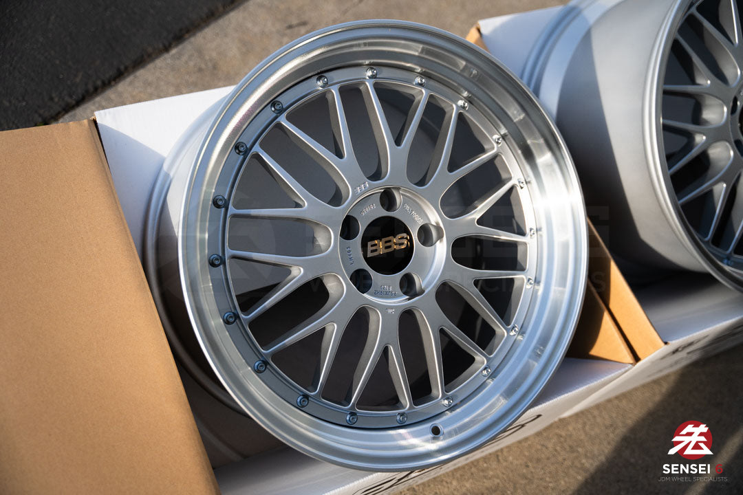 BBS LM / 19x9.5 +23、19x11 +35 / 5x112 / ダイヤモンドシルバー
