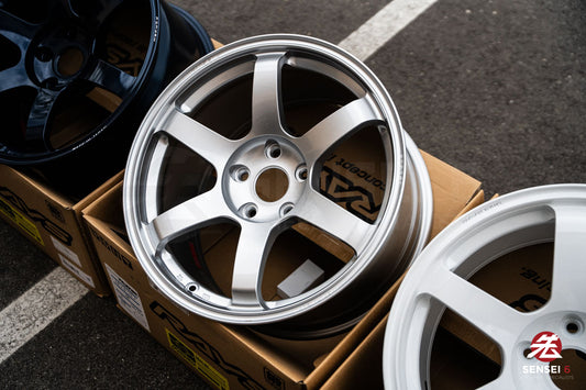 Volk TE37 Saga SL / 18x9.5 +38 / 5x120 / Diamond Silver (DS)