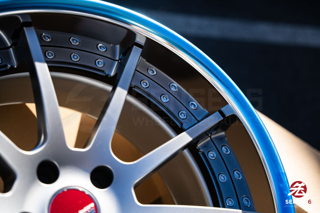 SSR Executor CV01 / 19x9.5 +5, 19x10.5 +5 / 5x114.3 / Flat Titan