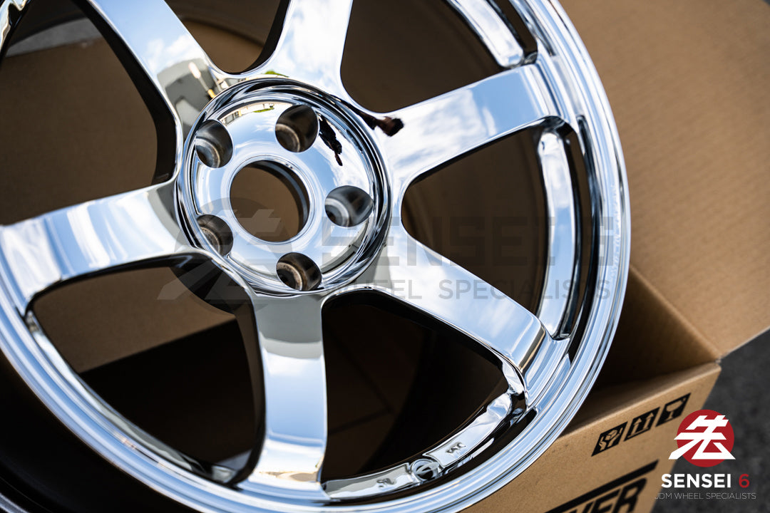 Volk TE37 サガ SL / 18x10.5 +15 / 5x114.3 / クローム