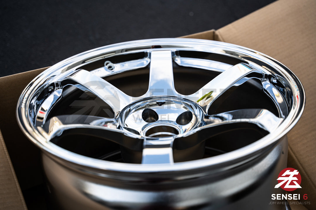 Volk TE37 サガ SL / 18x10.5 +15 / 5x114.3 / クローム