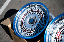 Cargar imagen en el visor de la galería, Trabajo VSKF# / 18x9.5 +14, 18x10.5 +15 / 5x114.3 / Gris claro plateado