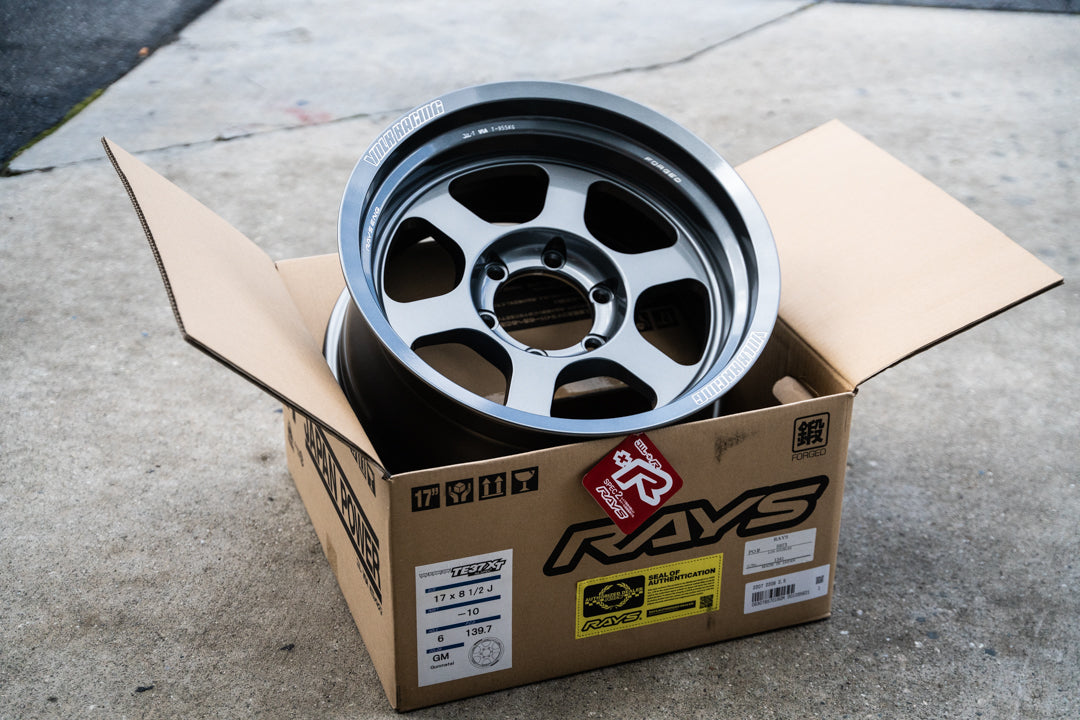 Volk TE37XT M-Spec / 17x8.5-10 / 6x139.7 / Bronce