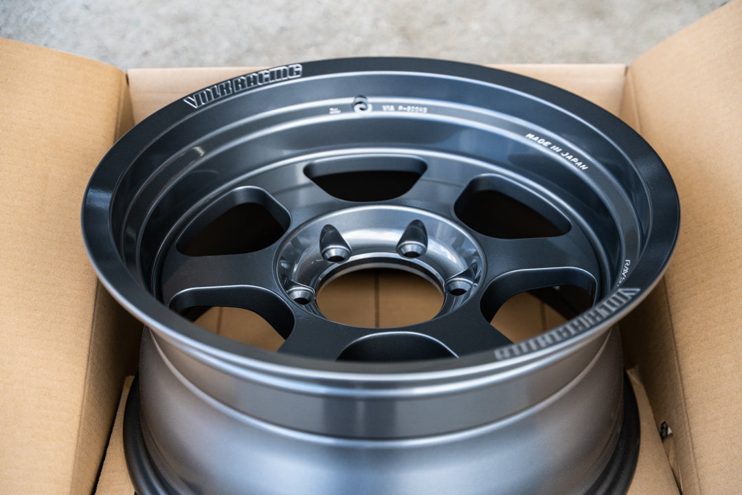 Volk TE37XT M-Spec / 17x8.5-10 / 6x139.7 / Bronce