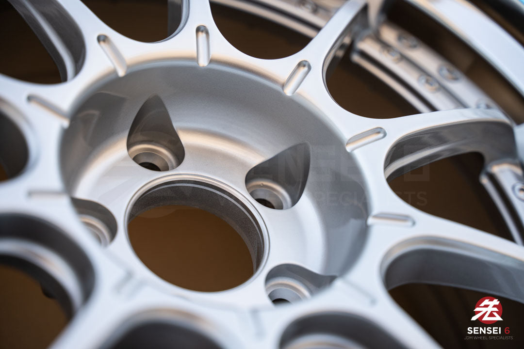 ワーク VSKF# / 18x9.5 +14、18x10.5 +15 / 5x114.3 / ライトグレーシルバー