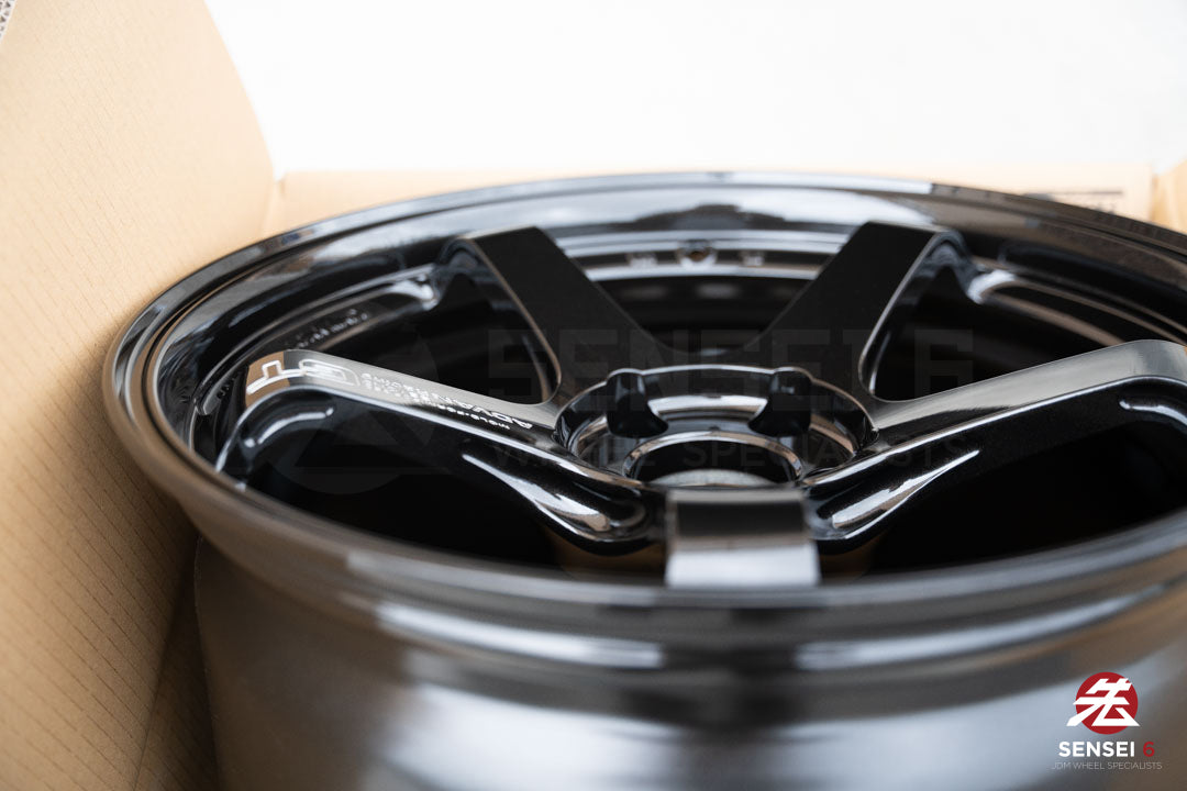 Advan GT Beyond / 18x10 +35 / 5x114.3 / Racing Titanium Black (TBK)
