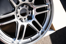 Load image into Gallery viewer, AME Tracer TM02 / 18x10 +25 / 5x120 / Hyper Silver (HS)