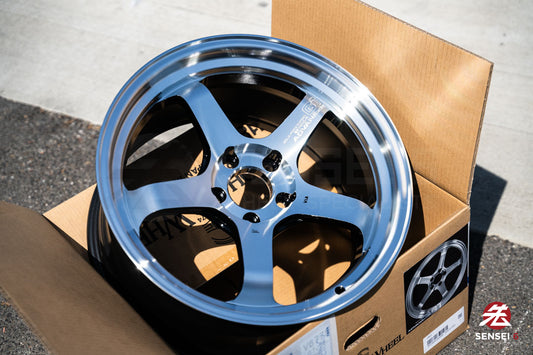 Advan GT Beyond-R / 18x9.5 +38 / 5x114.3 / Machining & Diamond Cut (MDC)