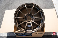 Load image into Gallery viewer, Advan RZ-F2 / 18x10 +40 / 5x114.3 / Racing Umber Bronze (RUB)