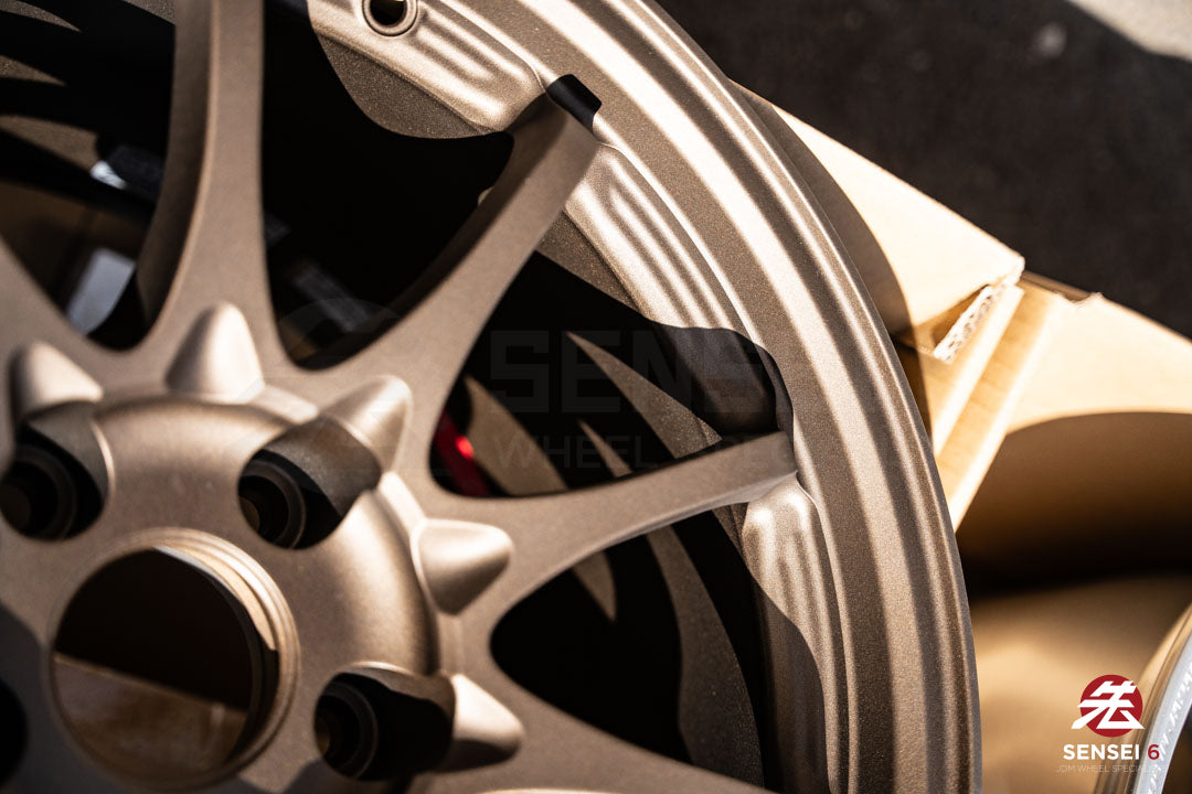 Volk CE28N-Plus / 17x10 +44 / 5x114,3 / Bronce Blast (BB)