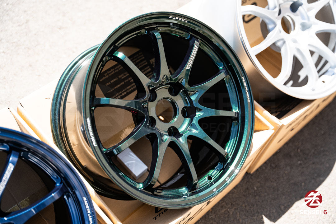 Volk CE28N-Plus / 17x10 +44 / 5x114.3 / レーシンググリーン (IG)