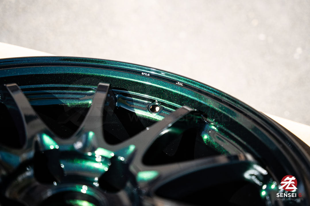 Volk CE28N-Plus / 17x10 +44 / 5x114.3 / レーシンググリーン (IG)